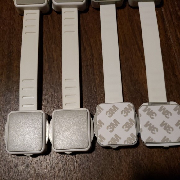 3M Child Safety Straps (4) - Picture 3 of 6